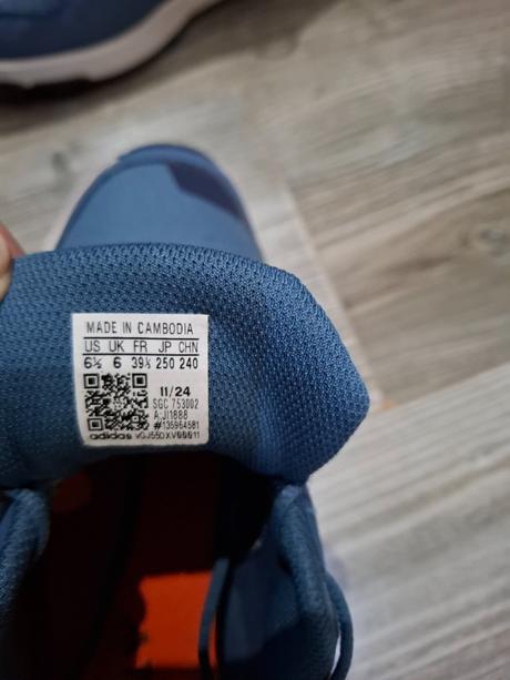 Chlapcenske tenisky turisticke, adidas,39