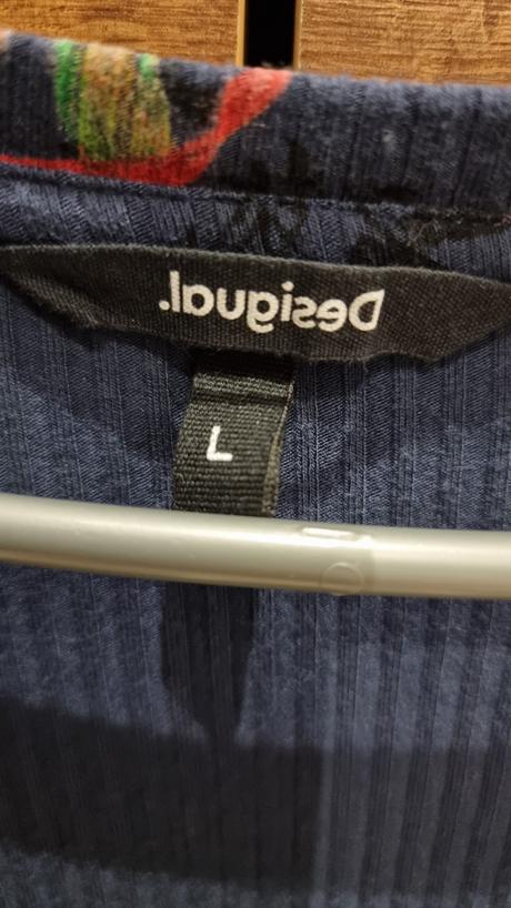 Desigual 2 tričká, desigual,l