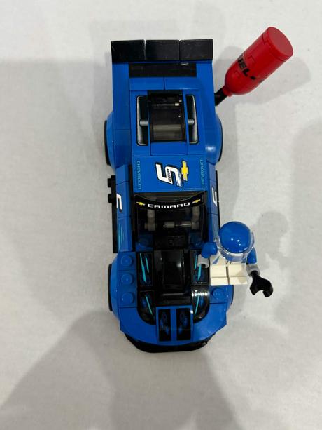 Lego speed champions chevrolet camaro zl1 race car,