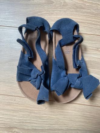 Sandálky, reserved,32