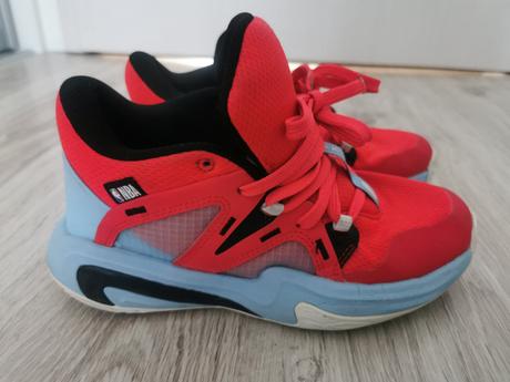 Basketbalové tenisky vysoké, veľ 35/23cm, 35