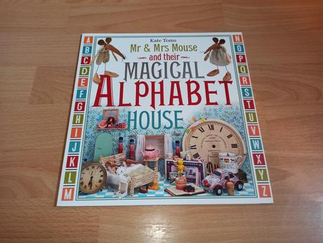 Mr & mrs mouse magical alphabet house, 