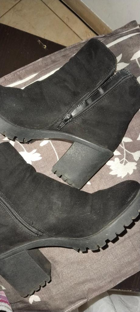 Čierne kotníkové čižmy, 38