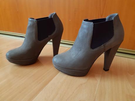 Topanky, graceland,37