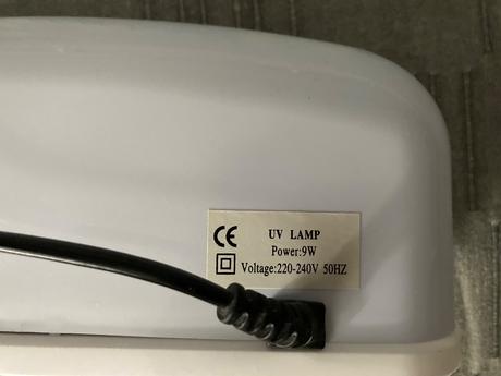 Uv lampa na gelove nechty, 