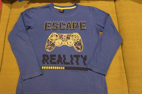 Kráľovské modré tričko, 140