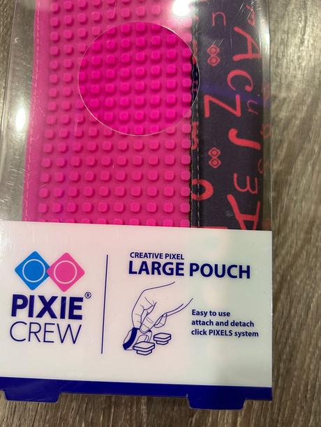 Pixie crew fuchsia peračník, 