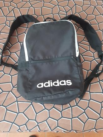 Rupsak, adidas
