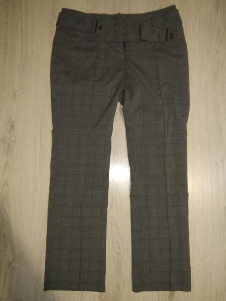 Elegantné nohavice na puky, 42