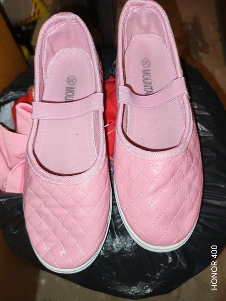Topánky, 35