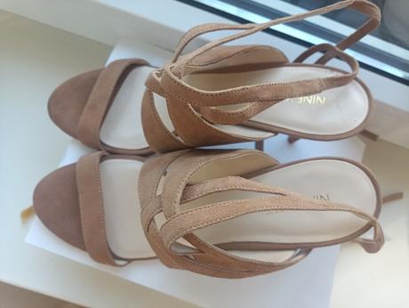 Sandalky, nine west,40