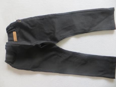 Čierne nohavice, 116