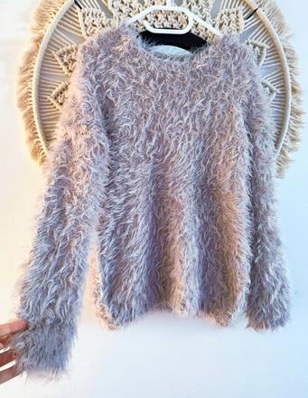 Svetlofialový chlpatý svetrík, 134