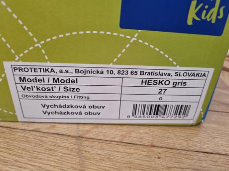 Chlapcenske sandale, protetika,27