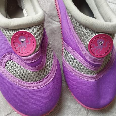 Topánky do vody, 27