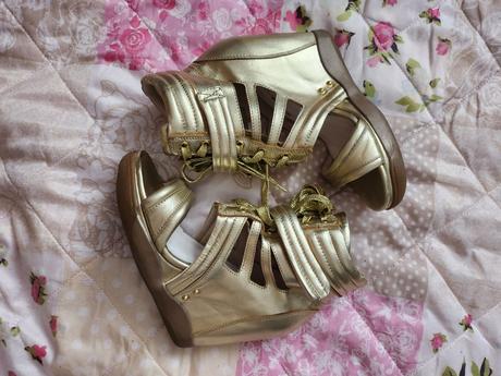 Zlate kozene topanky na platforme na jar/leto, 38