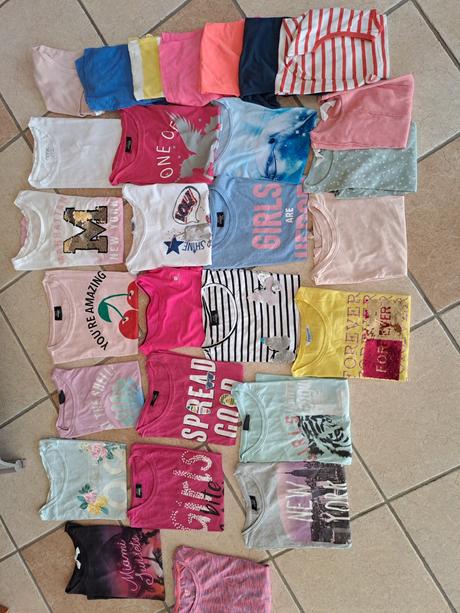 Mix oblečenia, 140–152