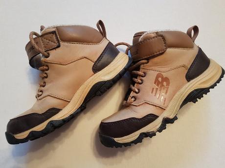 Predám detské topánky zn. newbalance, new balance,28