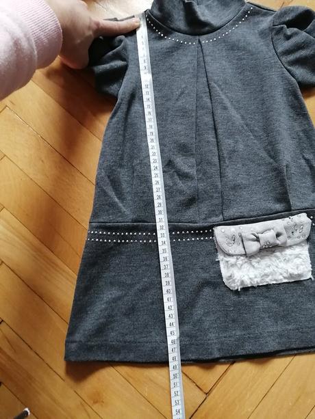 Elegantné šaty, 92