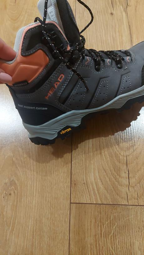 Turistické topánky, 37