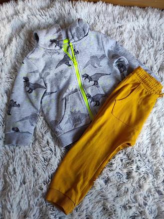 Mikina s dinosaurami plus teplaky, f&f,98