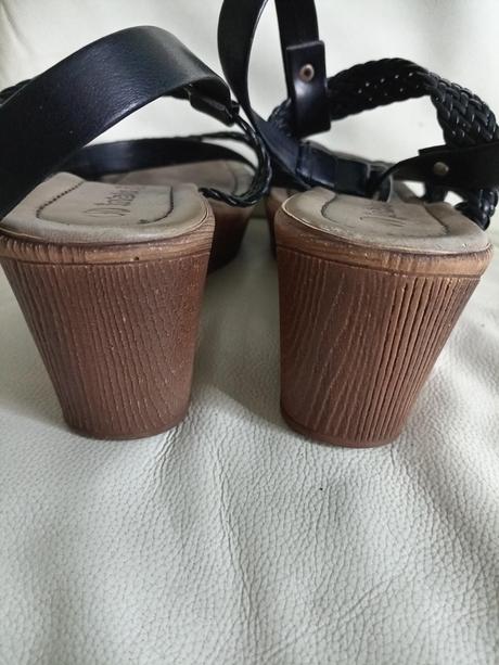 Sandále na platforme, 38