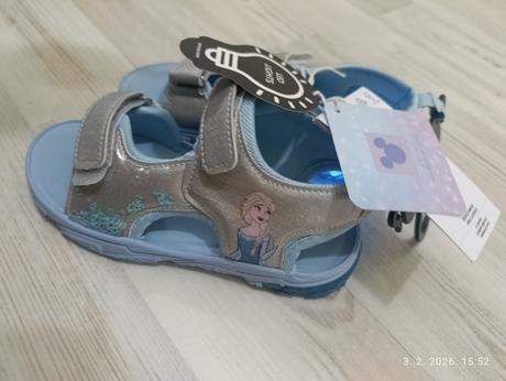 Sandále frozen svietiace, 29