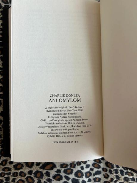 Ani omylom - charlie donlea, 