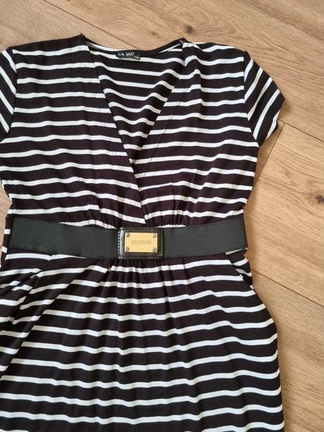 Čierno biele elastické šaty s opaskom 40, 40