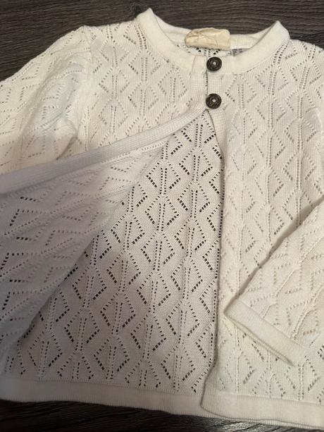 Nadherny svetrik, lupilu,74
