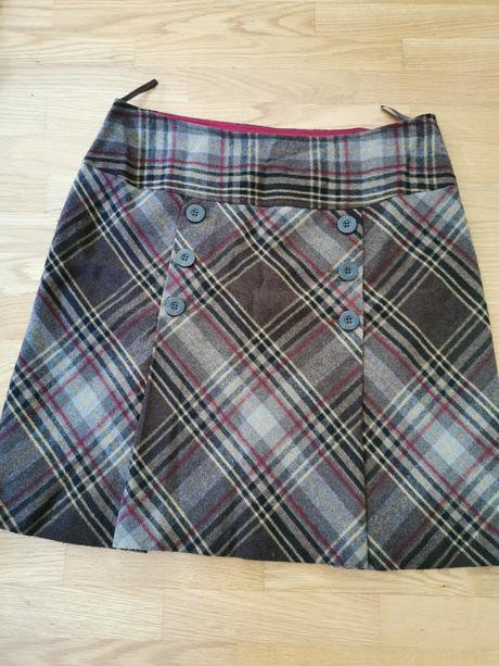 Károvaná sukňa comma, 40