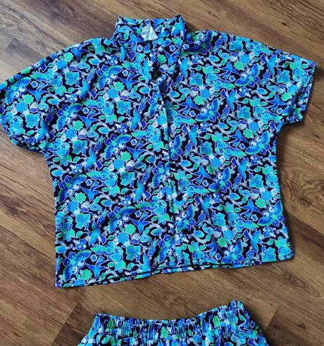 Komplet midi sukňa a blúzka, xl