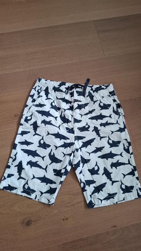 Sortky 128, h&m,122