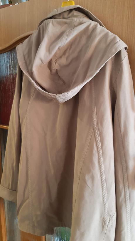 Predám bundu v bledohnedej farbe., xl