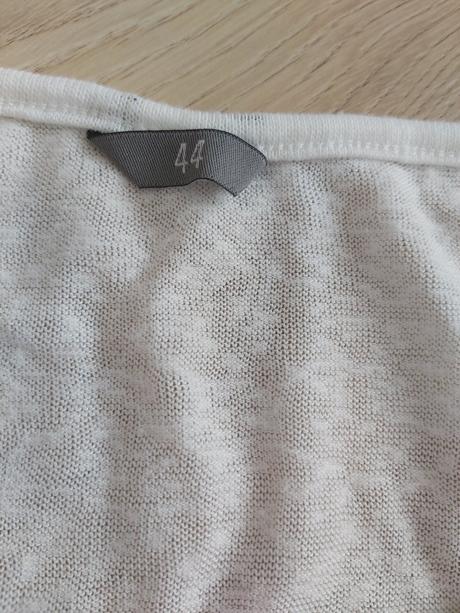 Tenký pulóvrik, 43