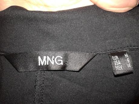 Čierna elastická blúzka so šnurovaním  mango, mango,s