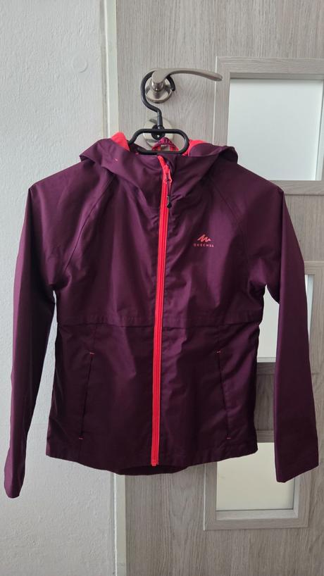 Nepremokavá bunda, quechua,140