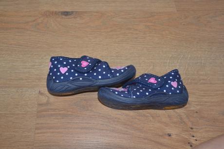 Papučky / topánočky, 24
