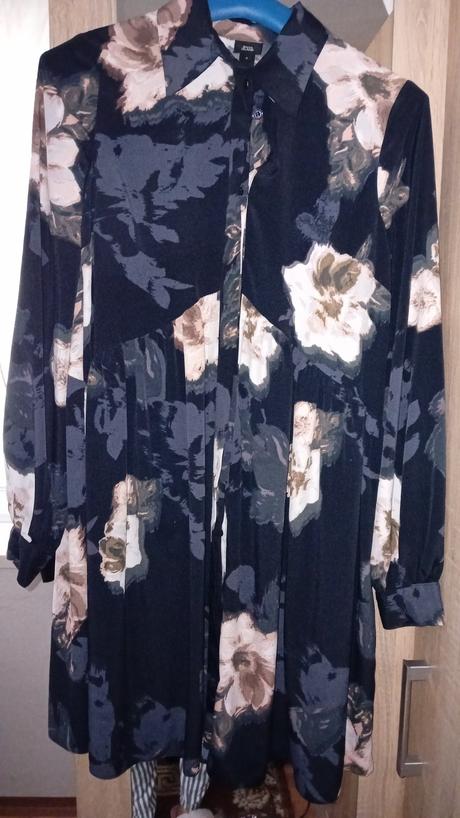 Koselove šaty xxs, river island,32