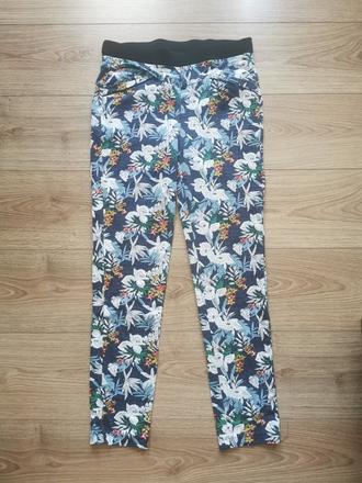 Elastické nohavice, 40