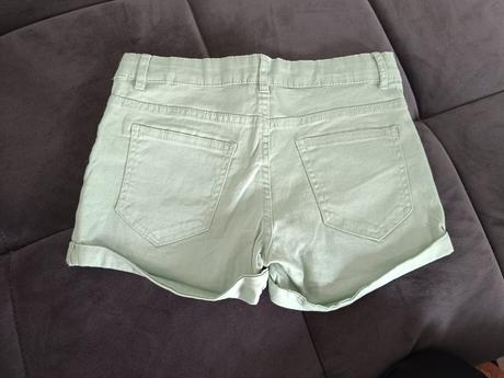 Šort, takko,152