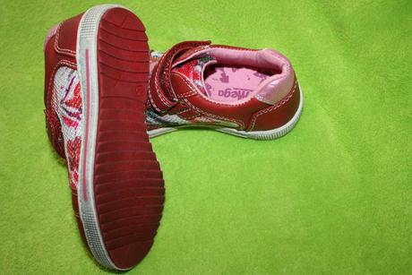 Tenisky bemega 25, 25