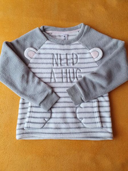 Chlpatá mikina s uškami č.134, c&a,134