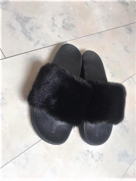 Šľapky s kožušinkou 38/39, 38