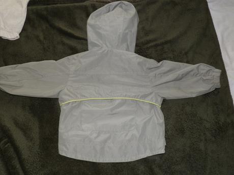 Nepremokava vetrovka vek 2 roky, 98