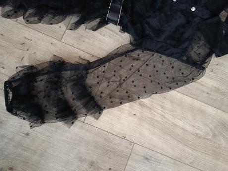 Šaty s golierikom, s