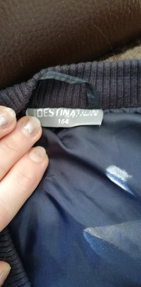 Prechodná bunda, 164