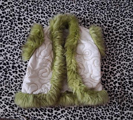 Vestička s kožušinkou, 98