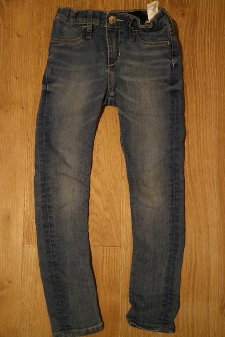 Frajerske slim rifle, h&m,110