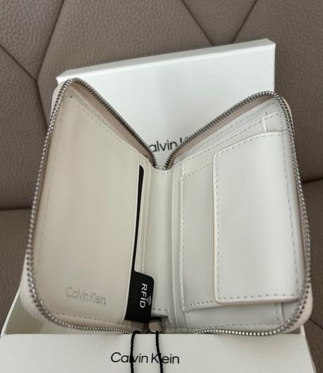 Peňaženka calvin klein, calvin klein